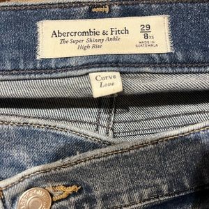 Abercrombie& Fitch Curve Love High Rise Super Skinny Ankle Jean